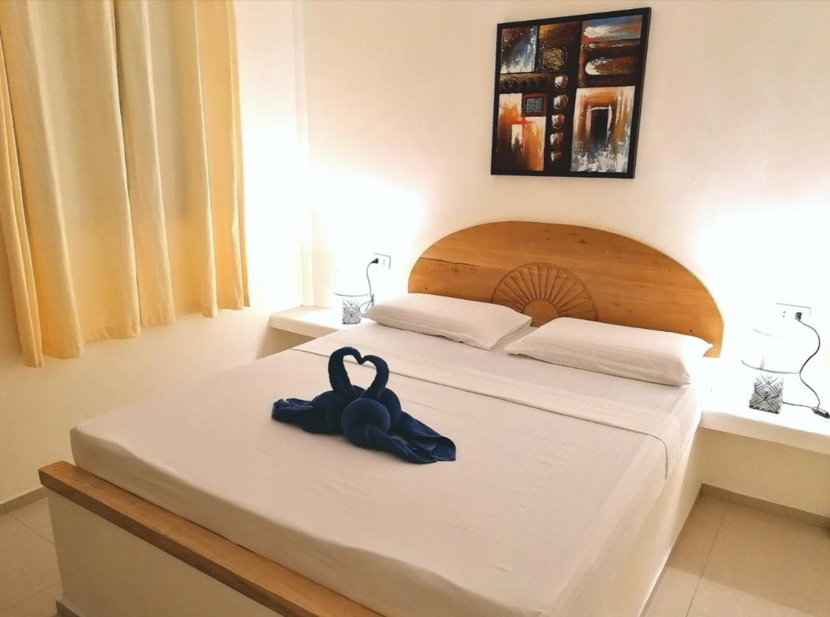 Astillo'S Guest Houses モアルボアル 部屋 写真