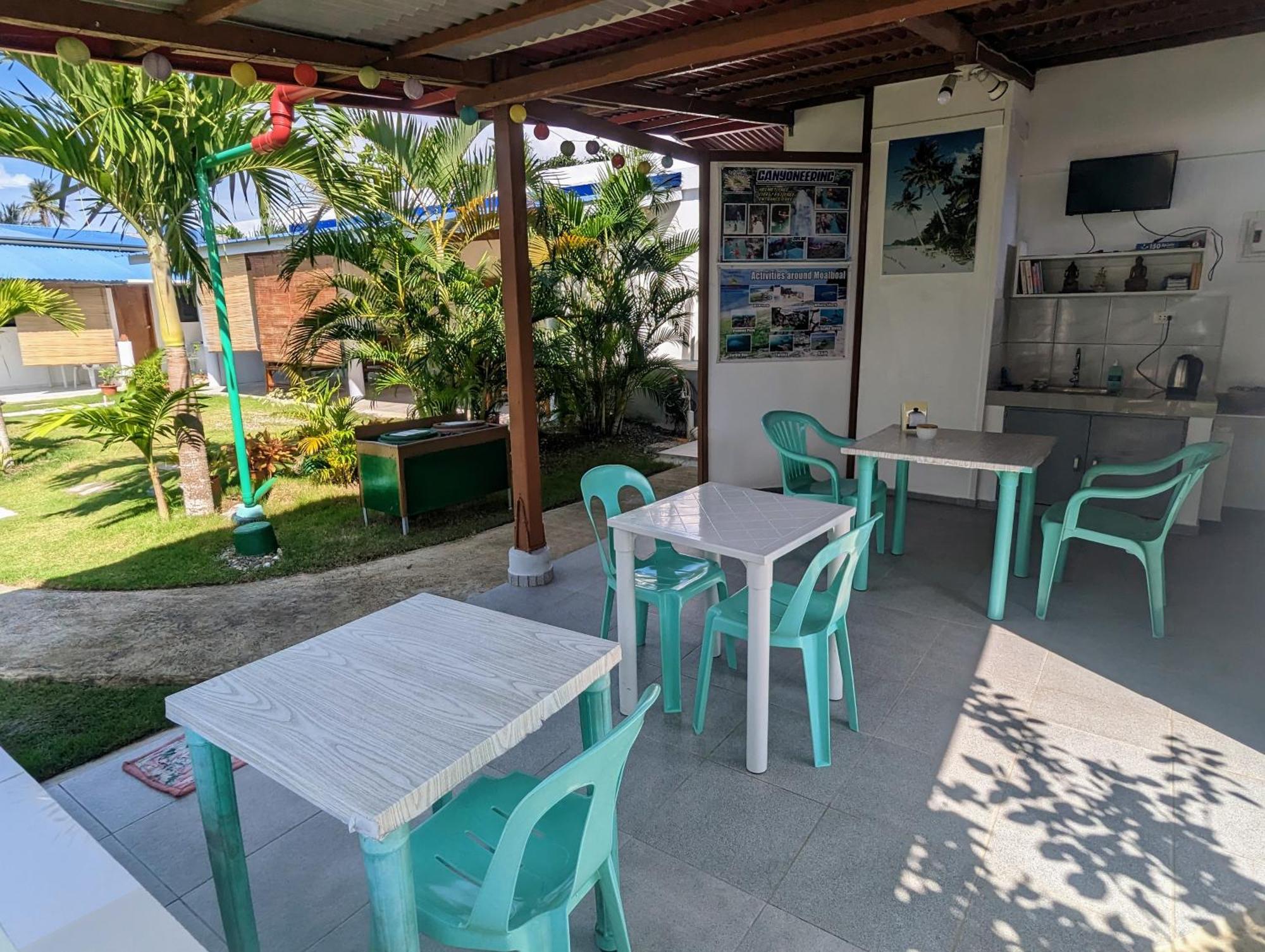 Astillo'S Guest Houses モアルボアル エクステリア 写真