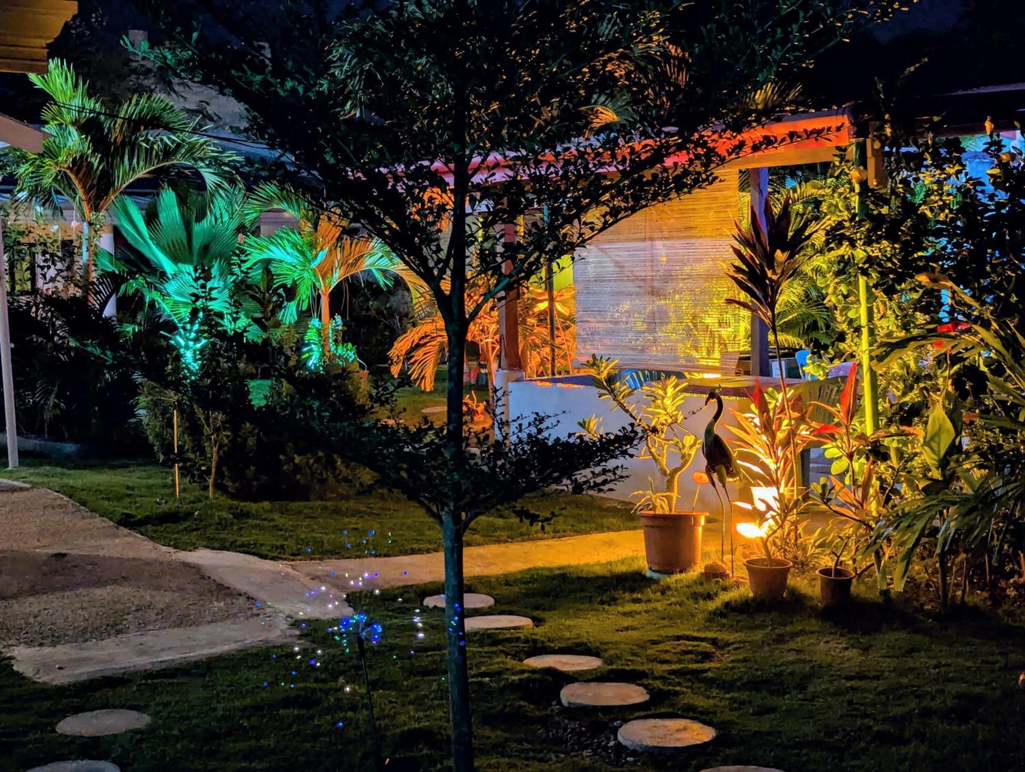 Astillo'S Guest Houses モアルボアル エクステリア 写真